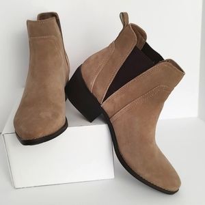 White Mountain Womens Leather/ Suede Upper /Ankle Boots/ Pull On/ Size 9.5